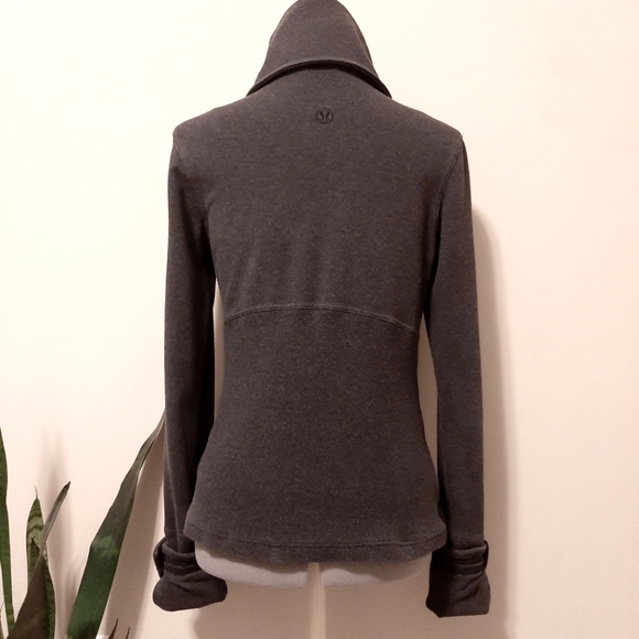 Lululemon Admiral Jacket - Picture 7 of 11